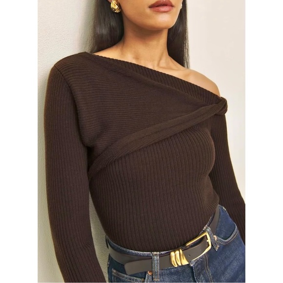 Reformation Sweaters - Reformation Lilou Brown Regenerative Merino Wool Off Shoulder Rib Knit Sweater